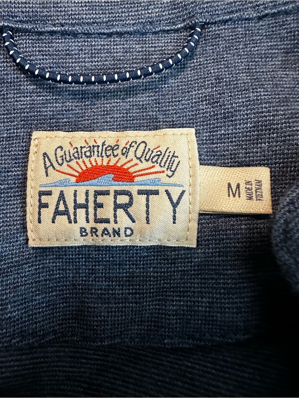 Faherty Short-Sleeve Movement Polo in Blue Size Medium - Picture 5 of 7